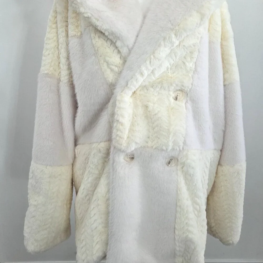 Forever 21‎ Cream Patchwork Faux Fur Coat Men's Large Mob Wife Winter Cozy White